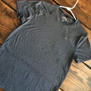 Men’s Hollister crew neck T-shirt